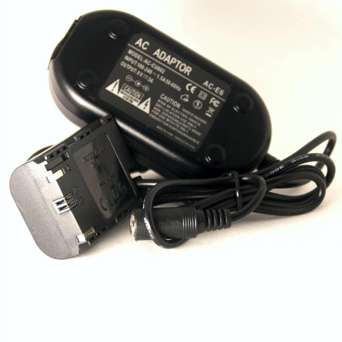 Adaptador Dummy TOMADA DR-E6 / LP-E6 para Canon Adaptador Dummy TOMADA DR-E6 / LP-E6 para Canon