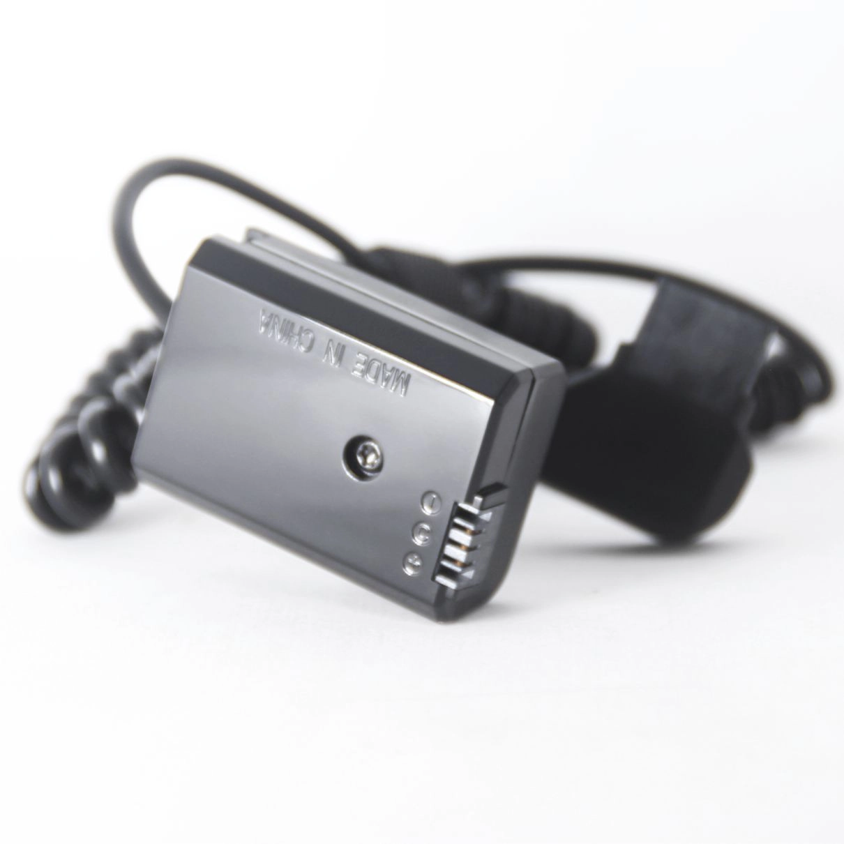 Adaptador Dummy D-TAP NP-FW50 /VP-FW50 para Sony Adaptador Dummy D-TAP NP-FW50 /VP-FW50 para Sony